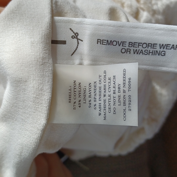 Ann Taylor Textured Off White/Ivory Sheath Dress- Sz. 4 - Picture 6 of 6